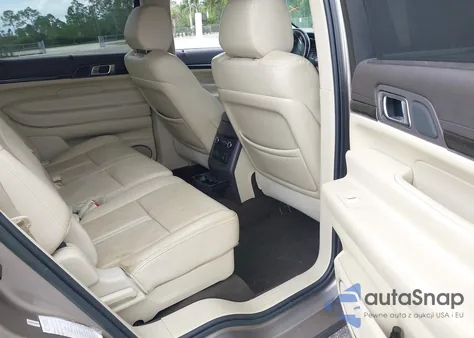 2019 Lincoln Mkt Reserve z USA, uszkodzony, nr VIN 2LMHJ5AT0KBL03660